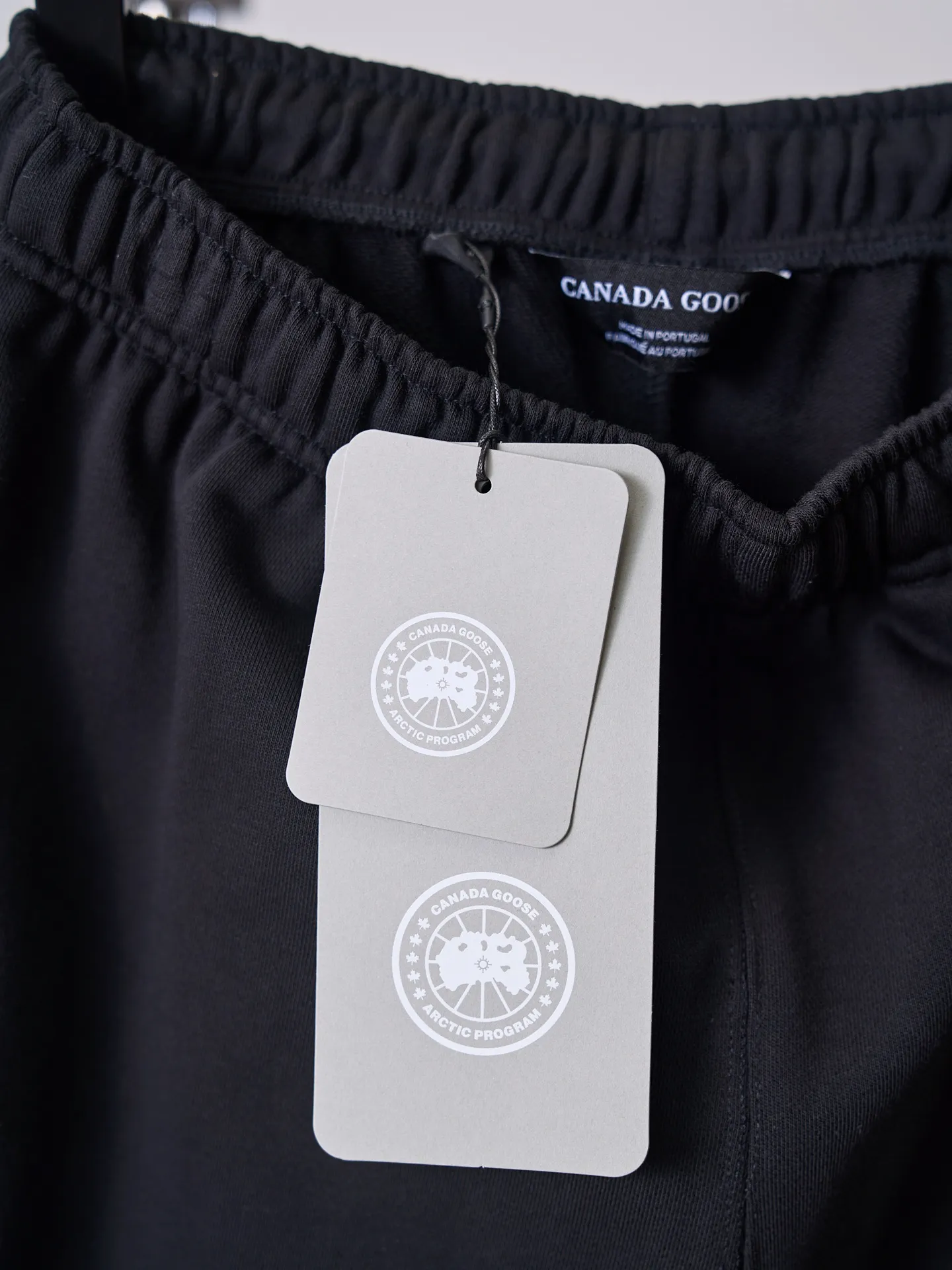 【 】CANADA GOOSE/ 【In Stock】S M L XL ： ， ， ， ， 。 ， 。 ： ， ， ， ， 3 ， 、 、 ， 。 ， ， ， 、 ， ， ， Classic 。 1： ， ， ， ， 。 ， ， Wear-Resistant， ， ， ， 。 2： ， ， ， ， 。 3： ， ， ； ， 。